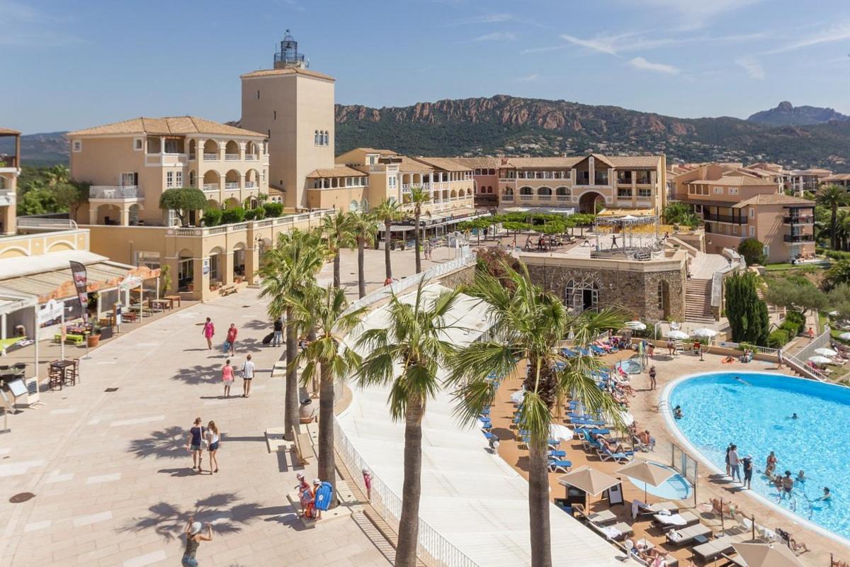 Village Cap Esterel, Piscine, Plage Saint-Raphaël المظهر الخارجي الصورة