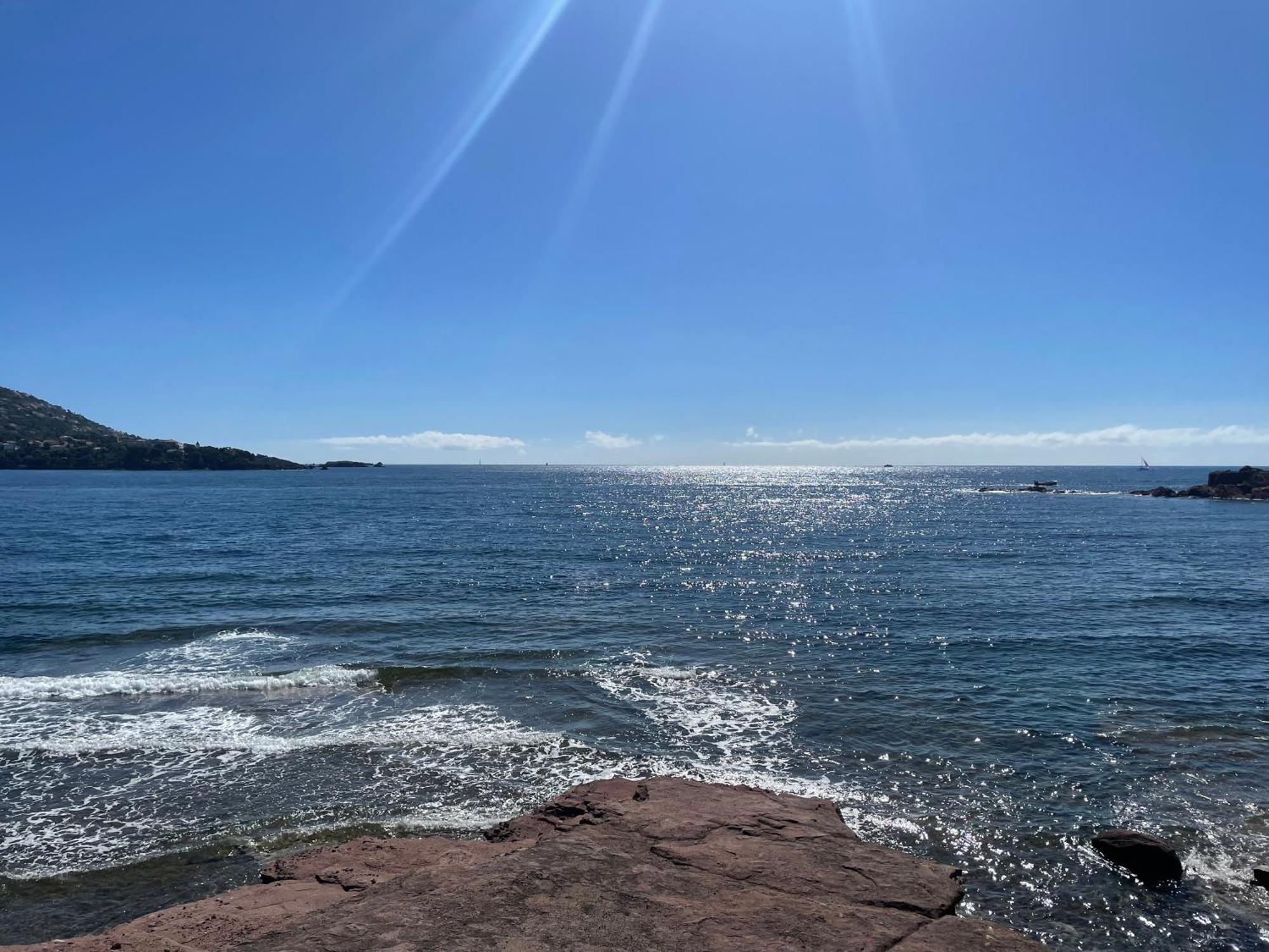 Village Cap Esterel, Piscine, Plage Saint-Raphaël المظهر الخارجي الصورة