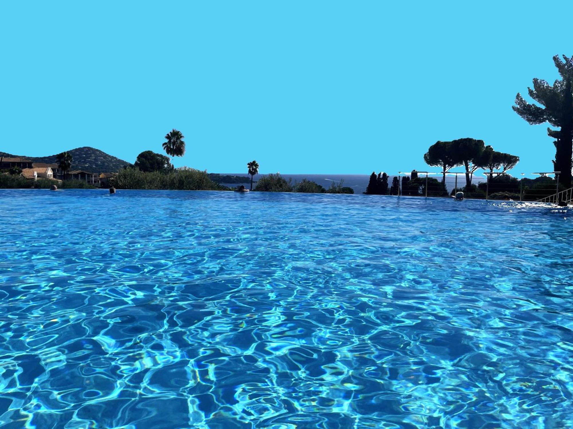 Village Cap Esterel, Piscine, Plage Saint-Raphaël المظهر الخارجي الصورة